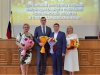 Врачи Челябинского онкоцентра получили награды Законодательного собрания